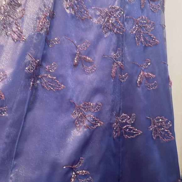 ALYCE Orchid  Evening Gown, size 6 with spaghetti straps. - Picture 3 of 8